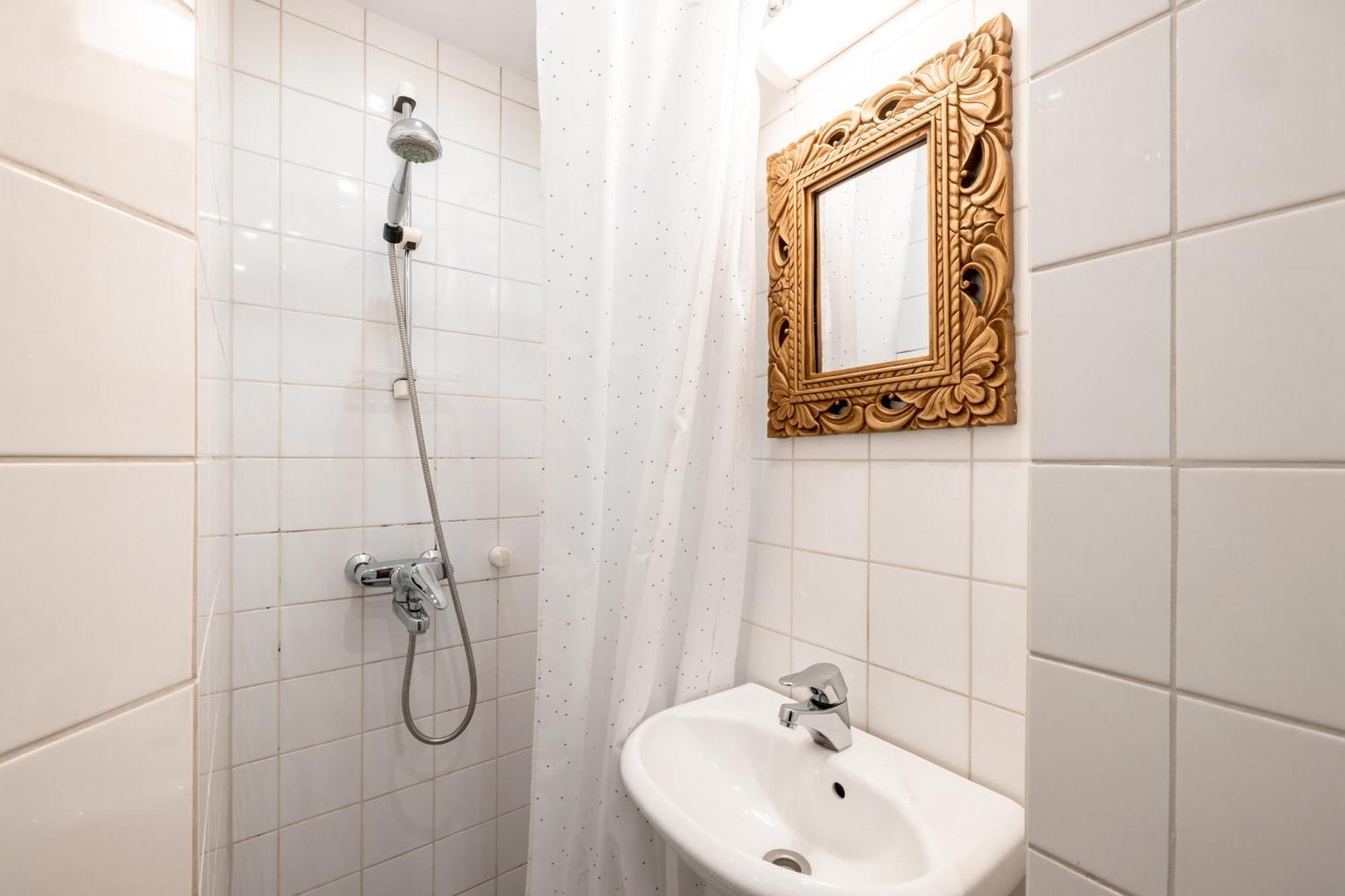 2Ndhomes Cozy And Compact Studio In Kamppi Helsinki Exterior photo